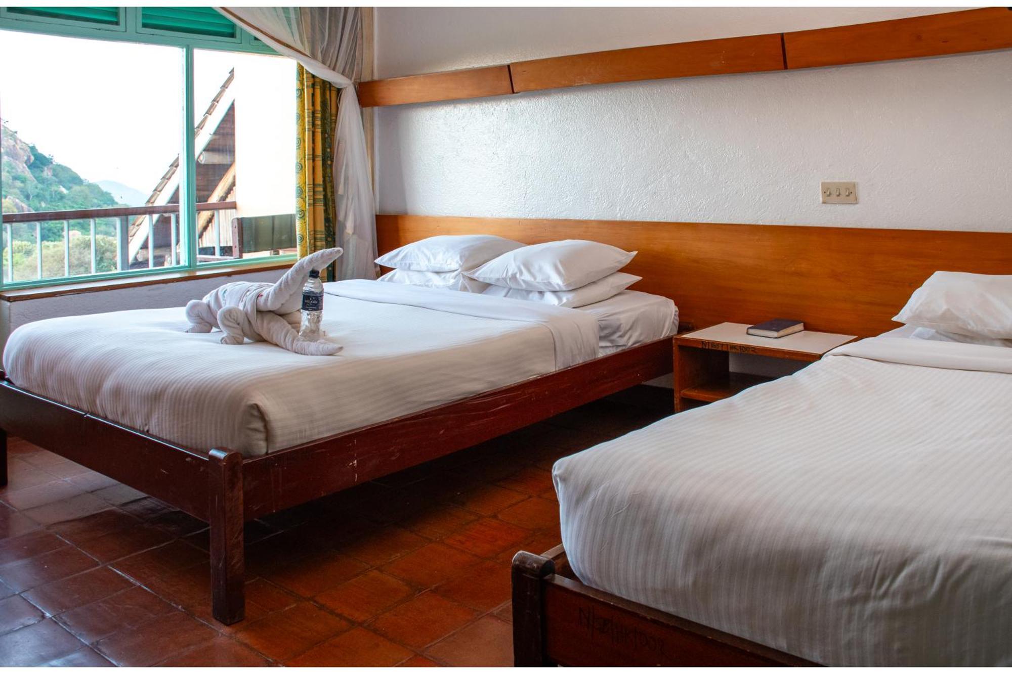 Ngulia Safari Lodge Ithumba Экстерьер фото