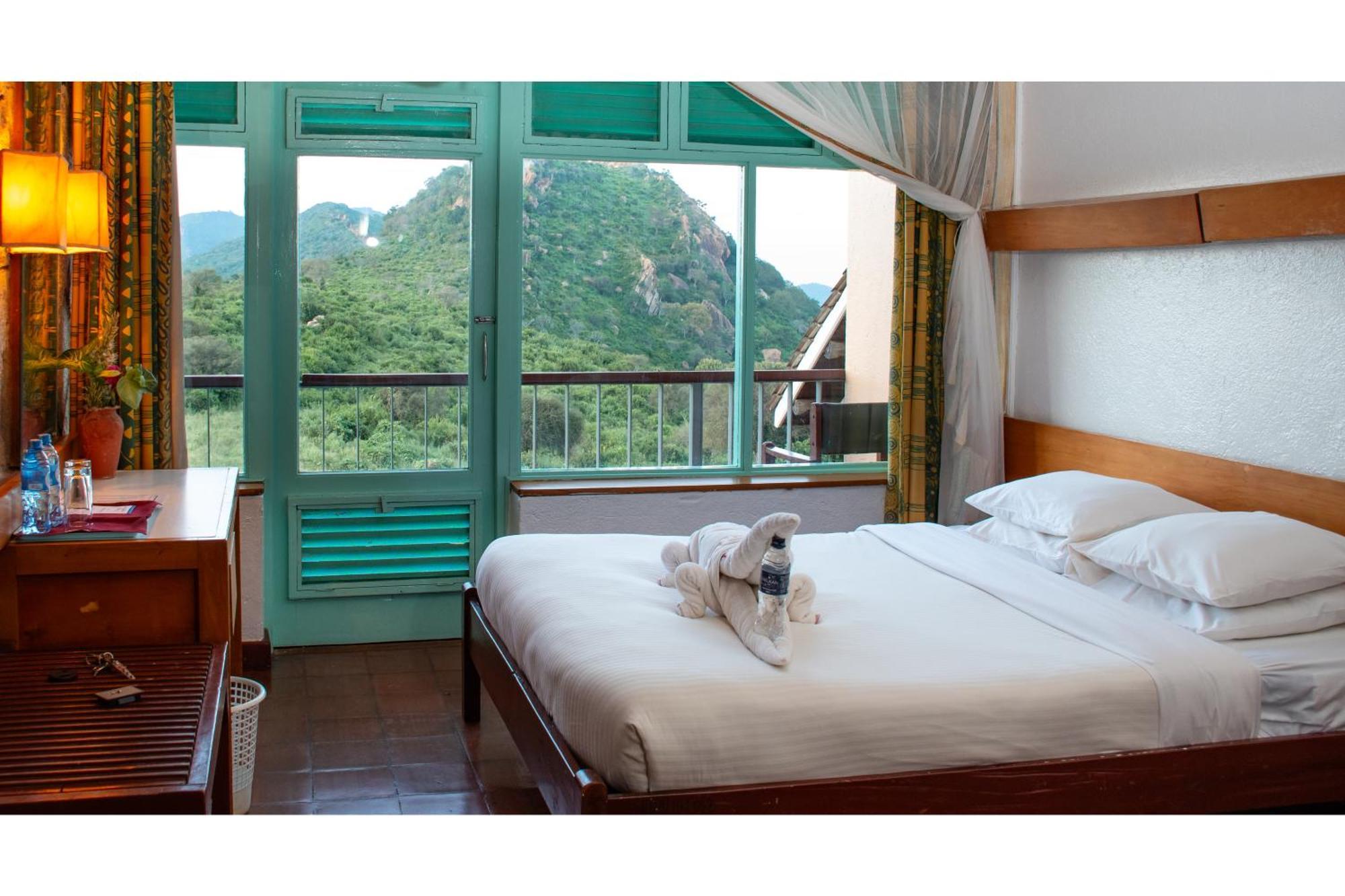 Ngulia Safari Lodge Ithumba Экстерьер фото