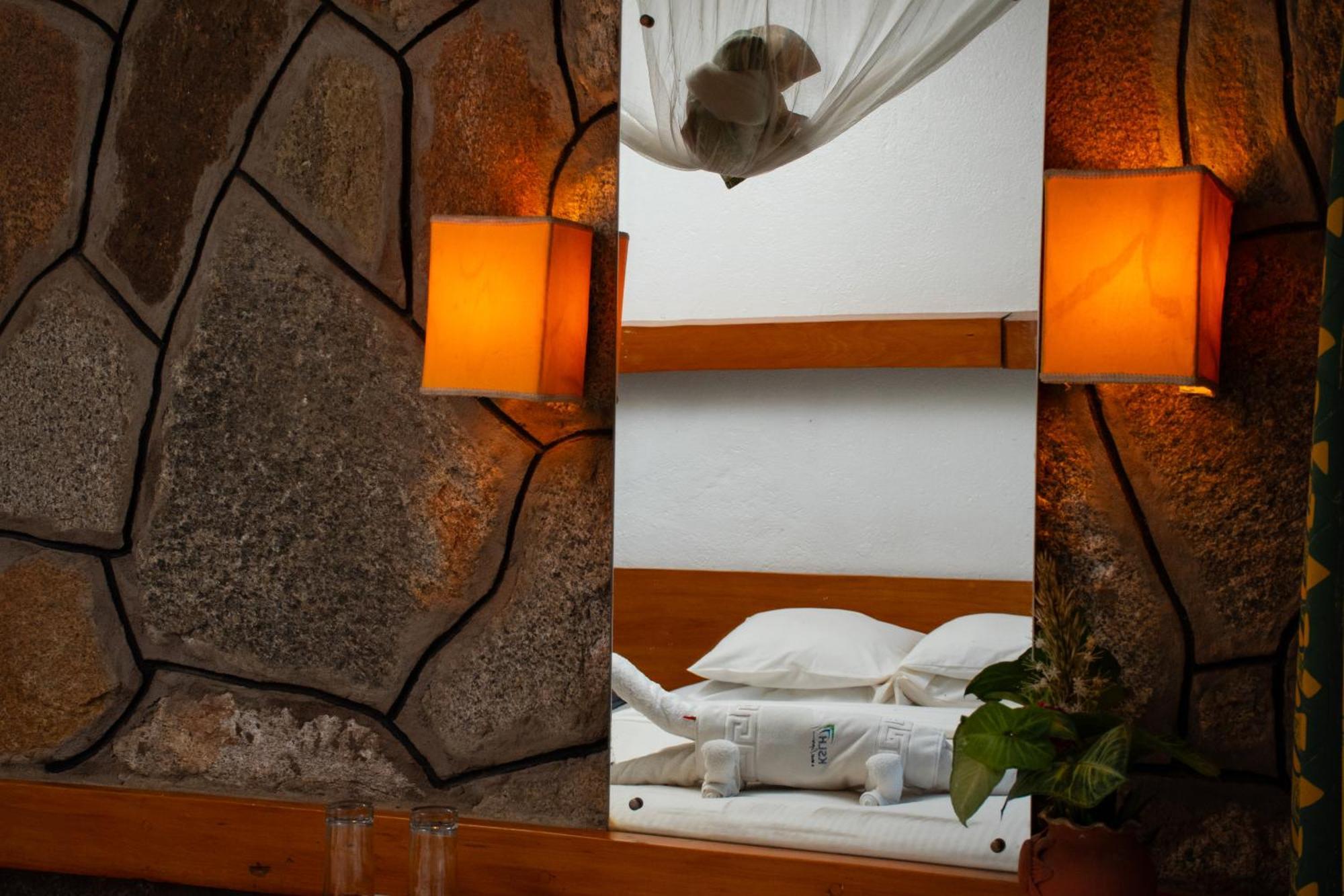 Ngulia Safari Lodge Ithumba Экстерьер фото